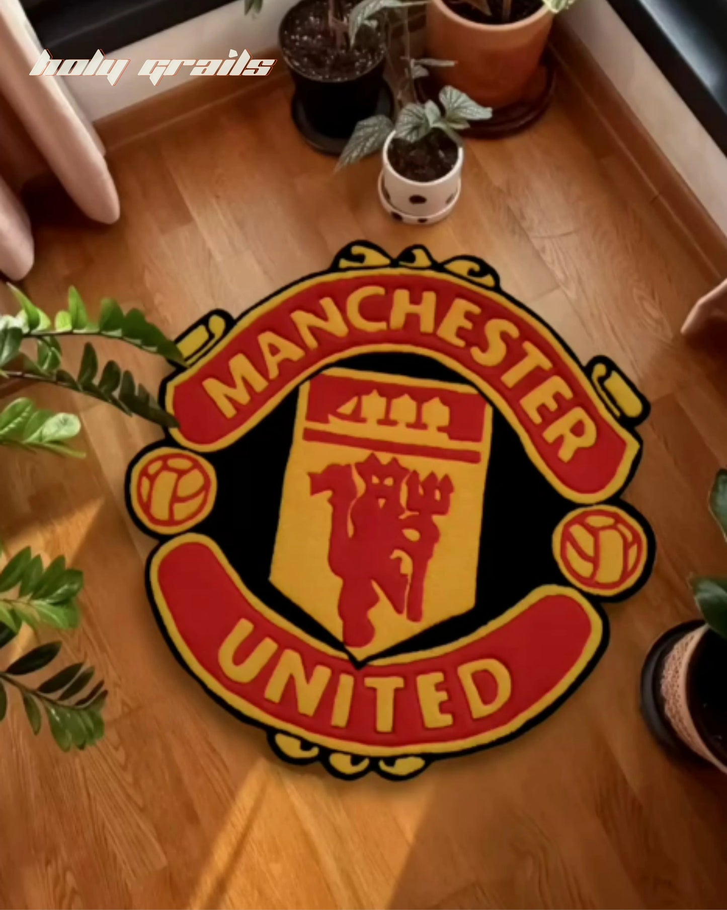 The Legendary Crest Hand Tufted Rug