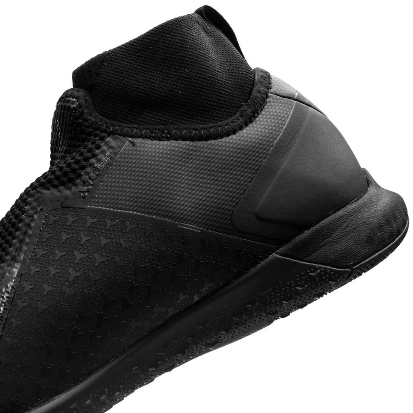 Nike Phantom Vision React Pro DF IC Indoor Soccer Shoes