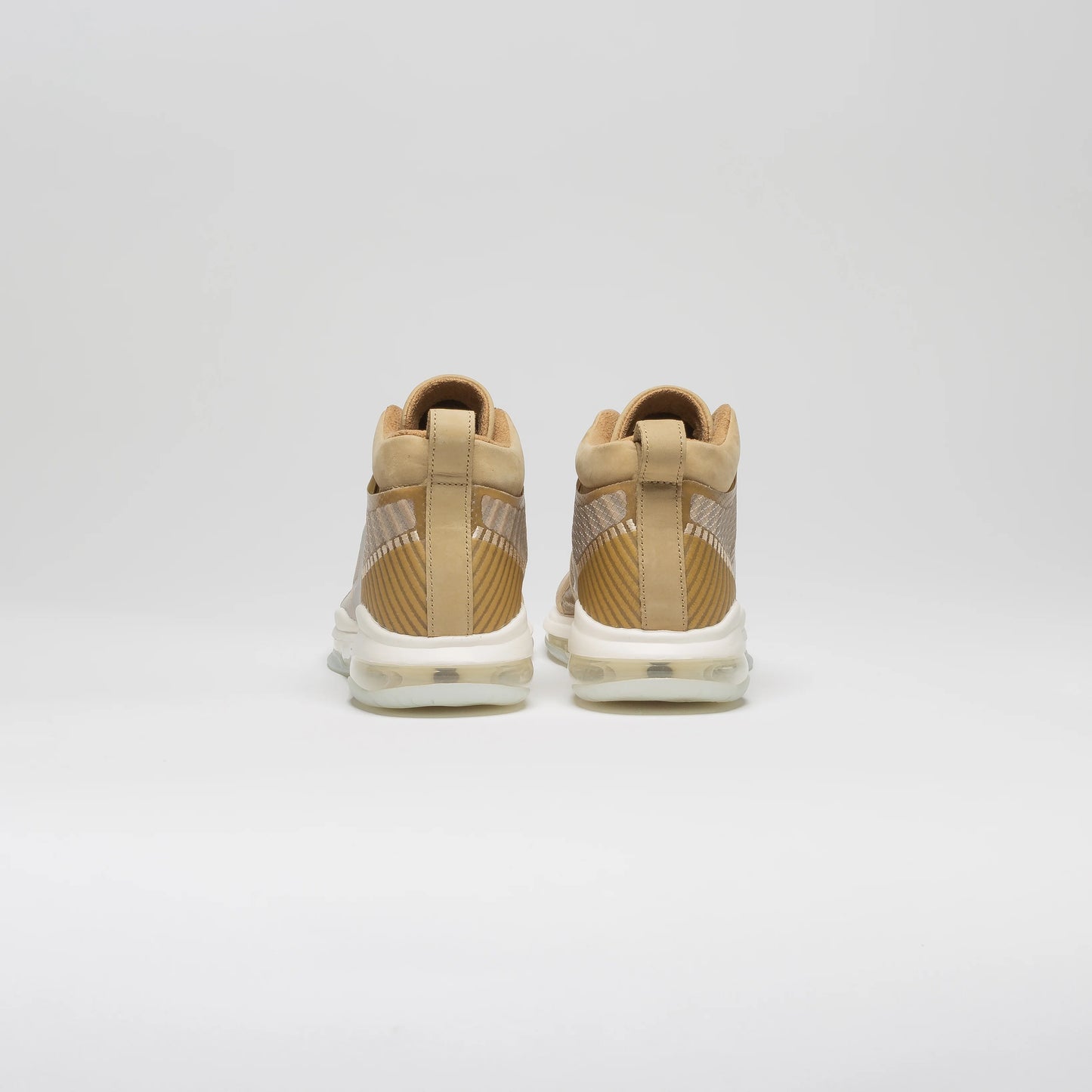 John Elliott X Nike Lebron Icon Mens Basketball Shoe Parachute Beige Desert Ore Sail Phantom