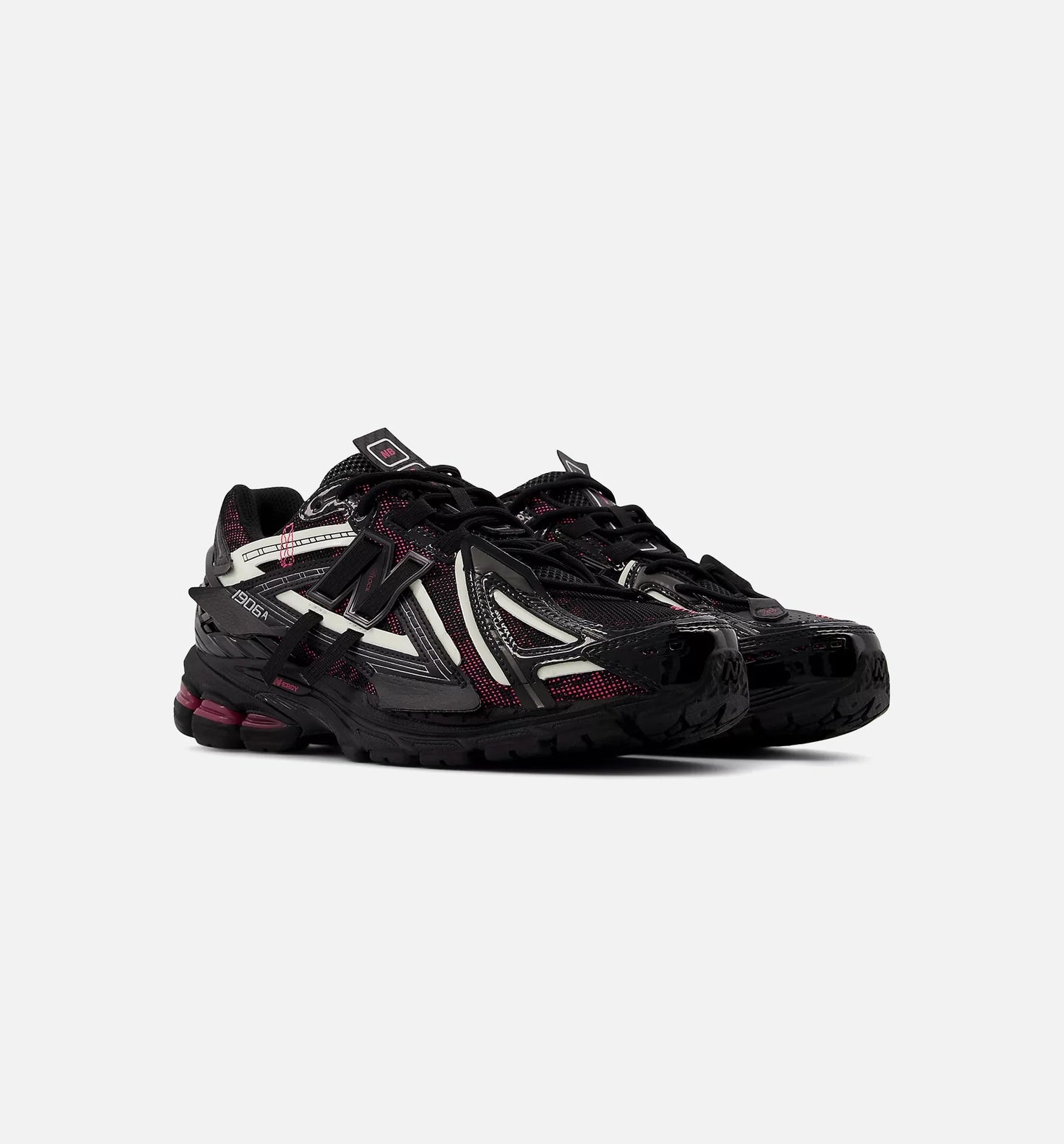 1906A Mens Lifestyle Shoe Black Dragon Berry White