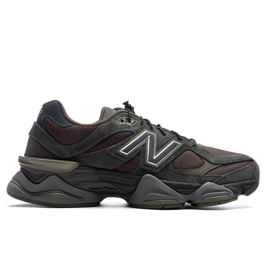 9060 Blacktop
