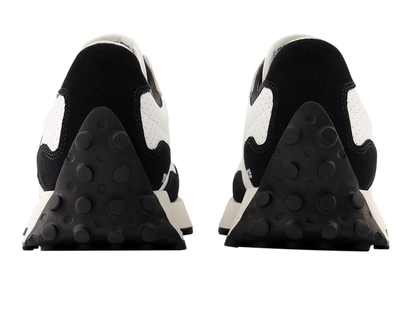 Tenis New Balance Negro con Blanco para Hombre