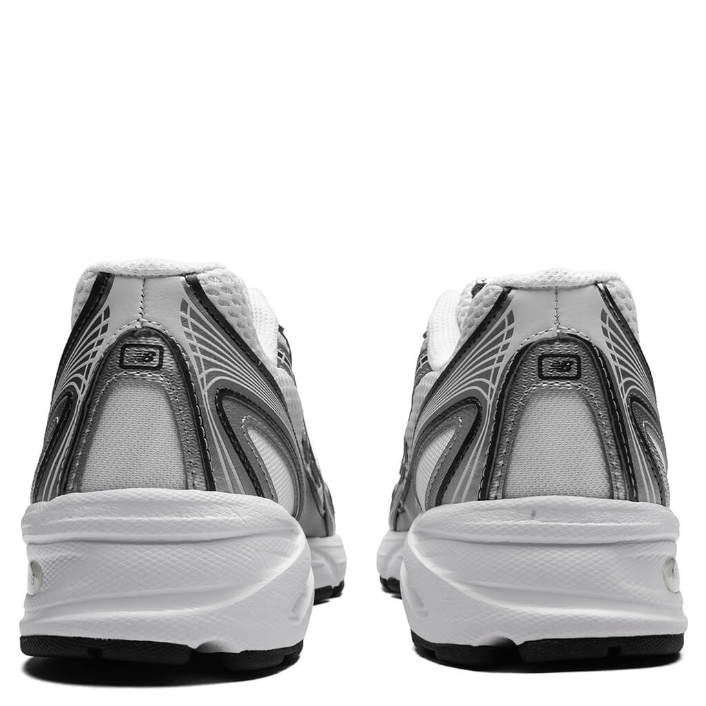 740 Navy White Shadow Grey Silver Metallic