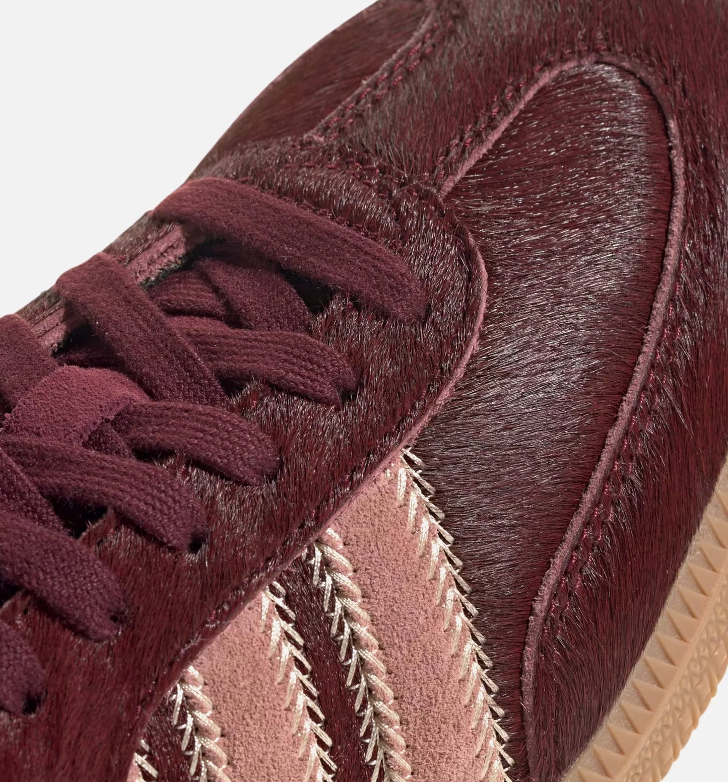 Samba OG Maroon Sand Strata Pony Womens Lifestyle Shoe Sand Strata Maroon Warm Clay