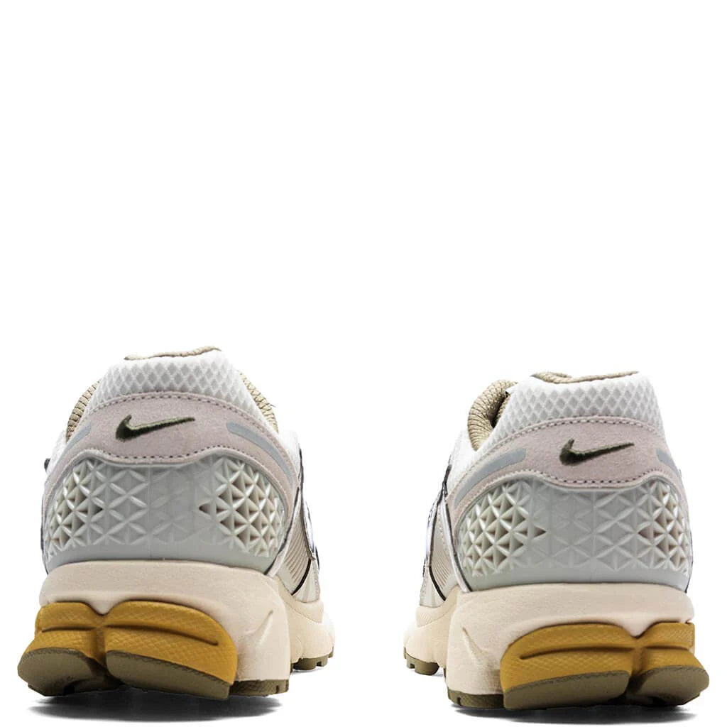 Zoom Vomero 5 SP Light Bone Medium Olive Neutral Olive