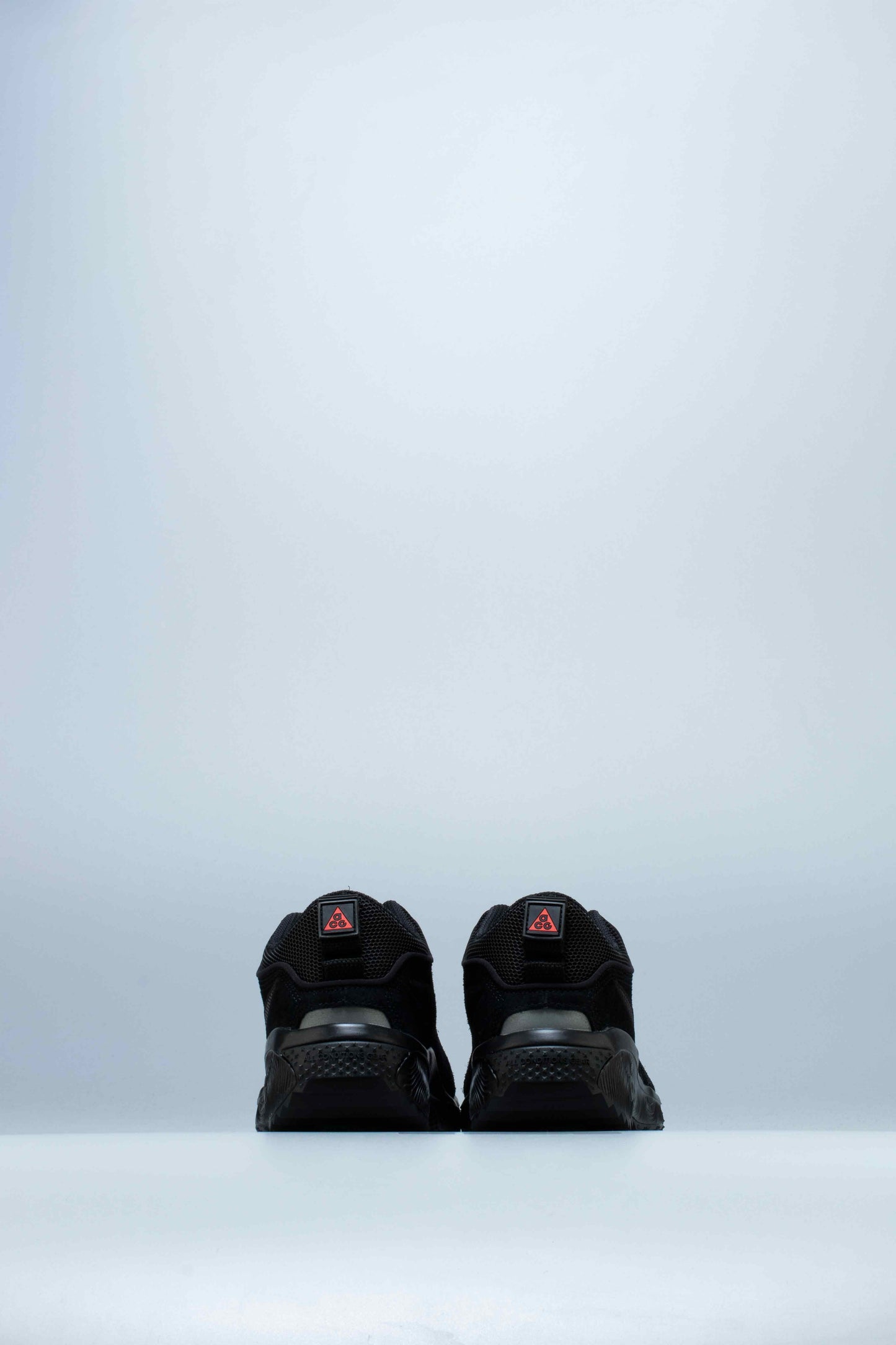 ACG Dog Mountain Mens Shoes Triple Black Triple Black