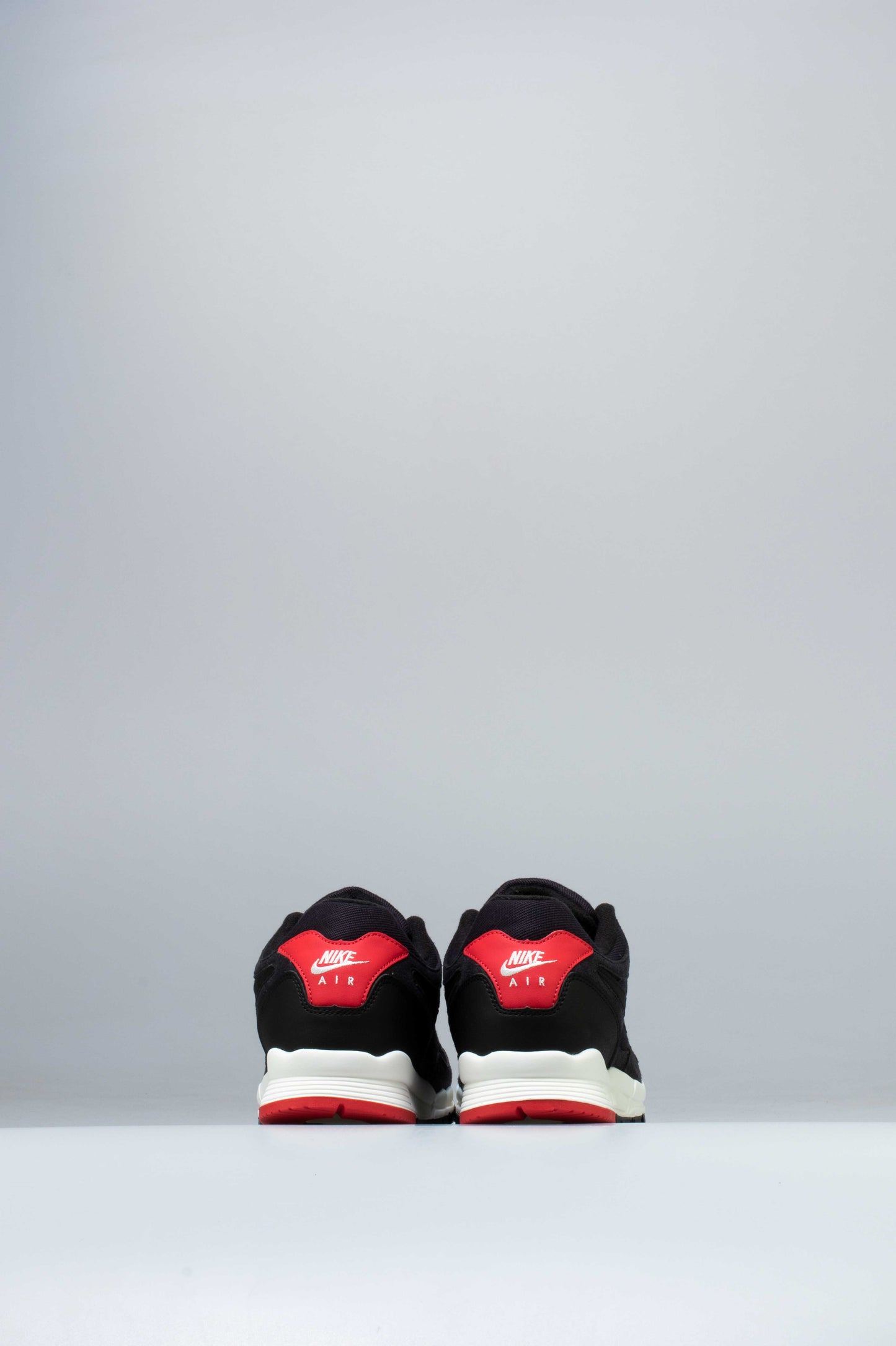 Air Span II SE Mens Shoe Black Red