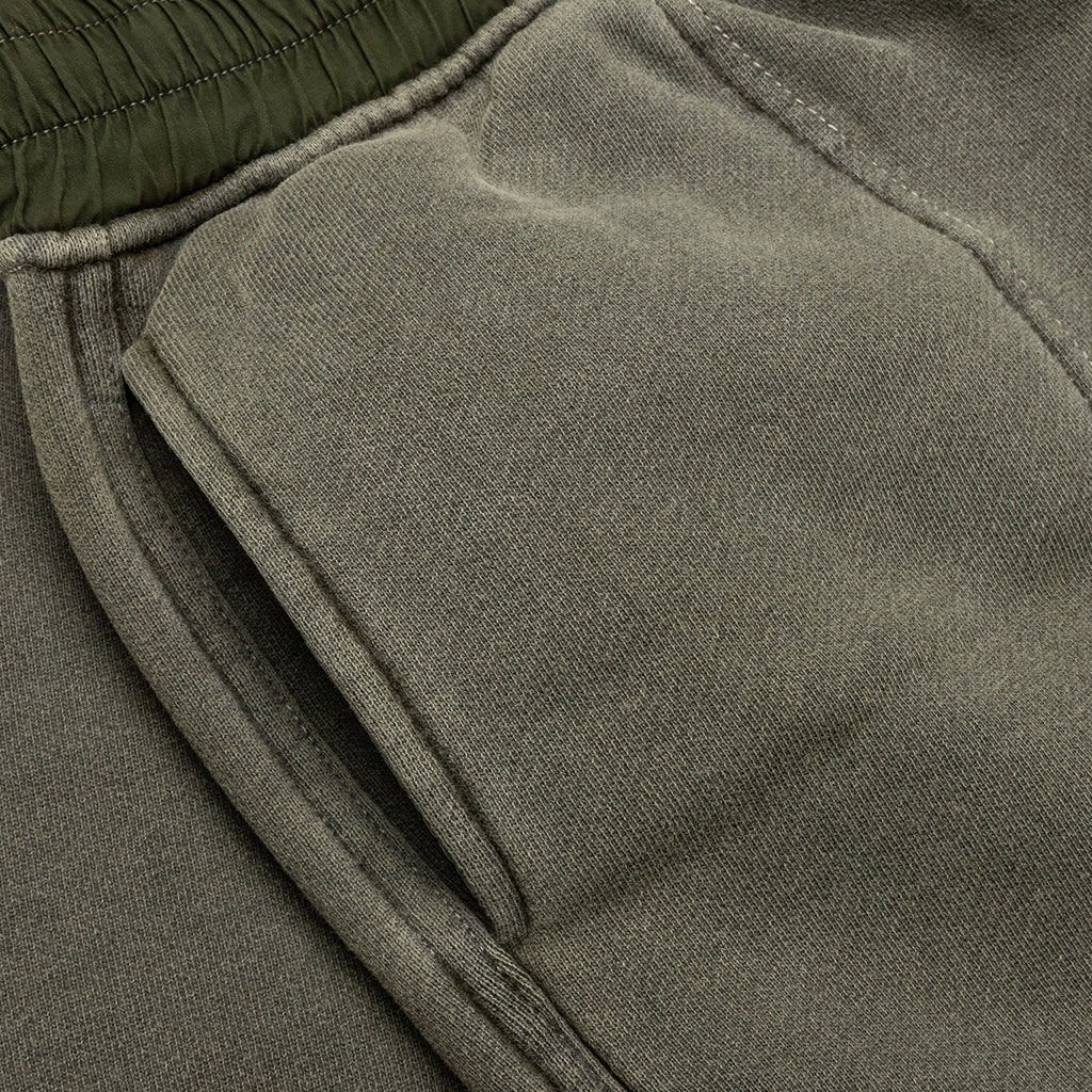 Marc Sweatshort Olive Pigment