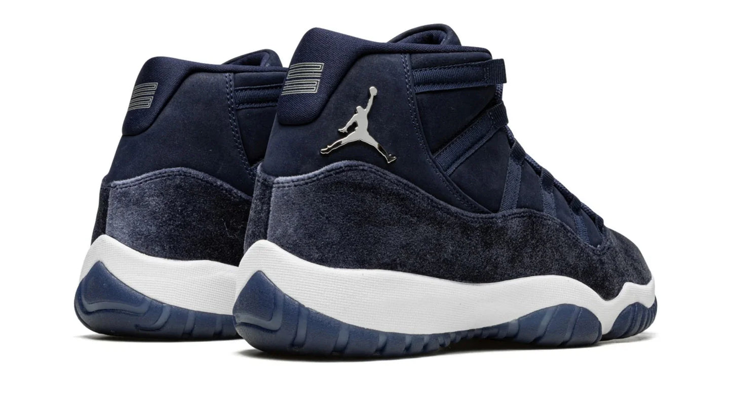 AIR JORDAN 11 VELVET WMNS Midnight Navy