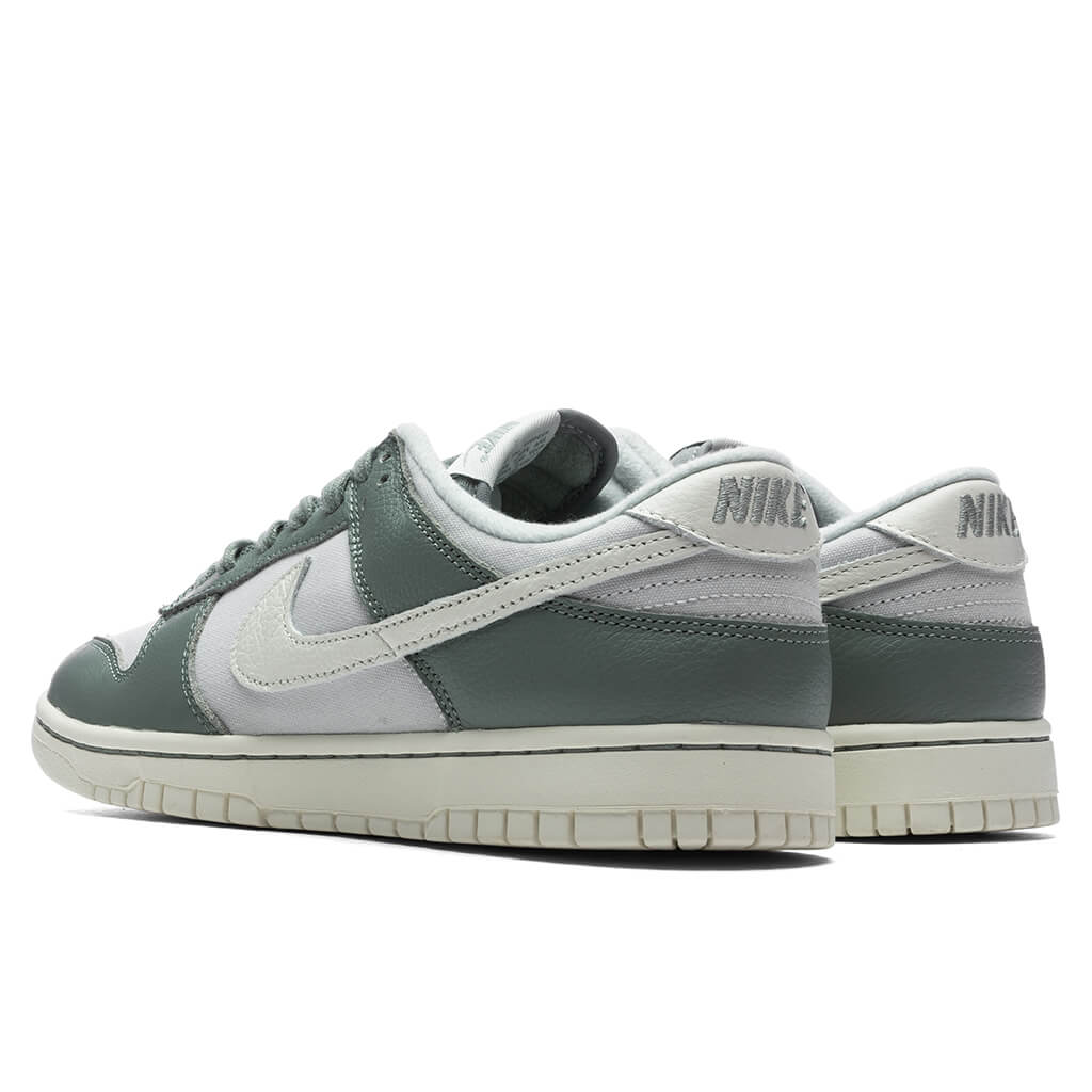 Dunk Low Retro PRM Mica Green Sail Photon Dust