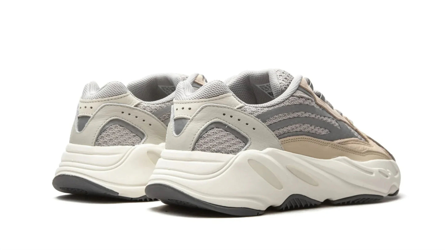 YEEZY BOOST 700 V2 Cream