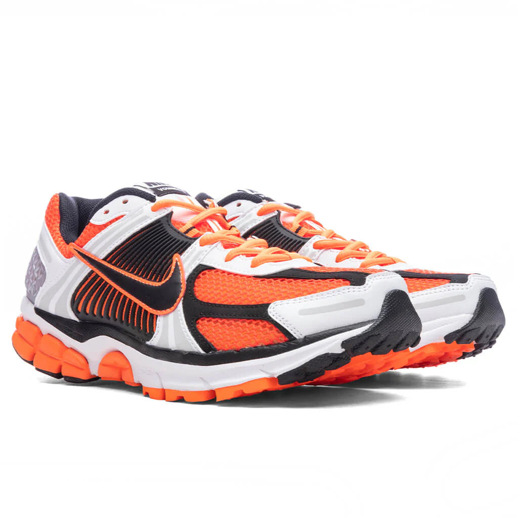 Zoom Vomero 5 Total Orange Black White Metallic Platinum