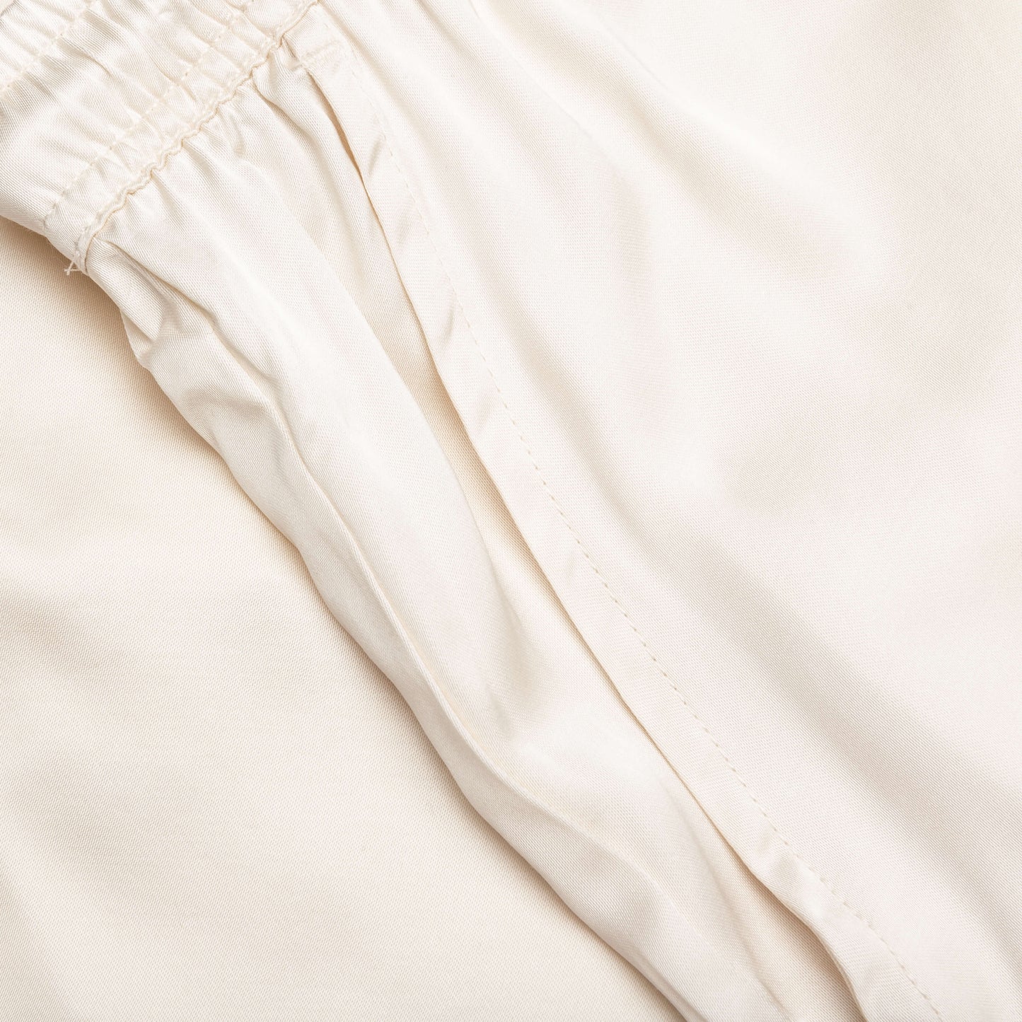 B Summer Blanket Stitch Short Bone