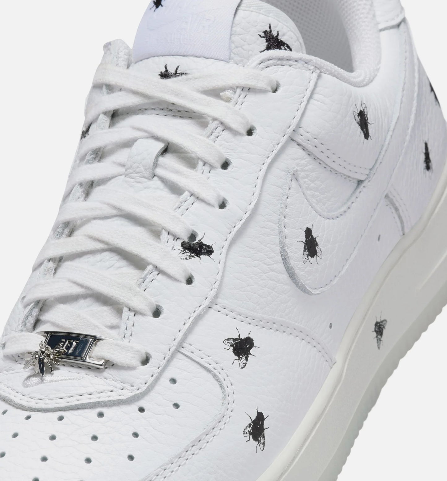 Air Force 1 Low Retro Summit White and Black Mens Lifestyle Shoe Summit White Black