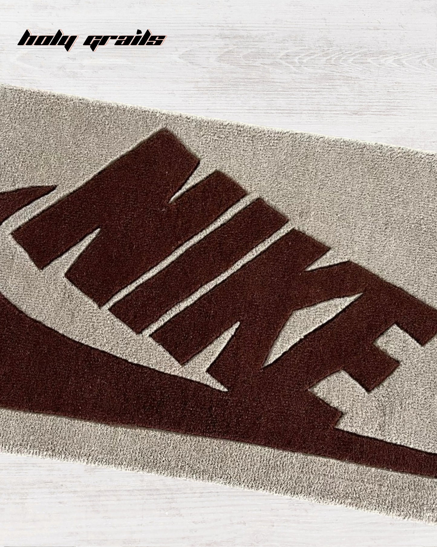 Neutral Swoosh Handtufted Rug