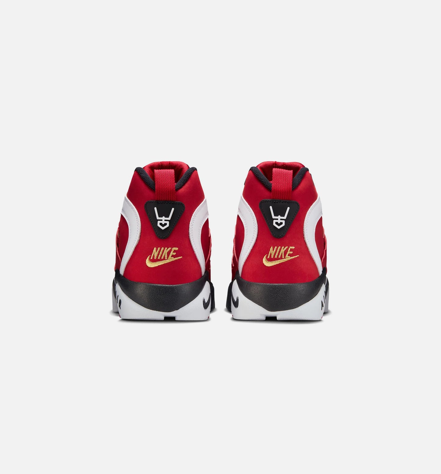 Air Diamond Turf II Prime Red Mens Basketball Shoe Fire Red White Black Metallic Gold