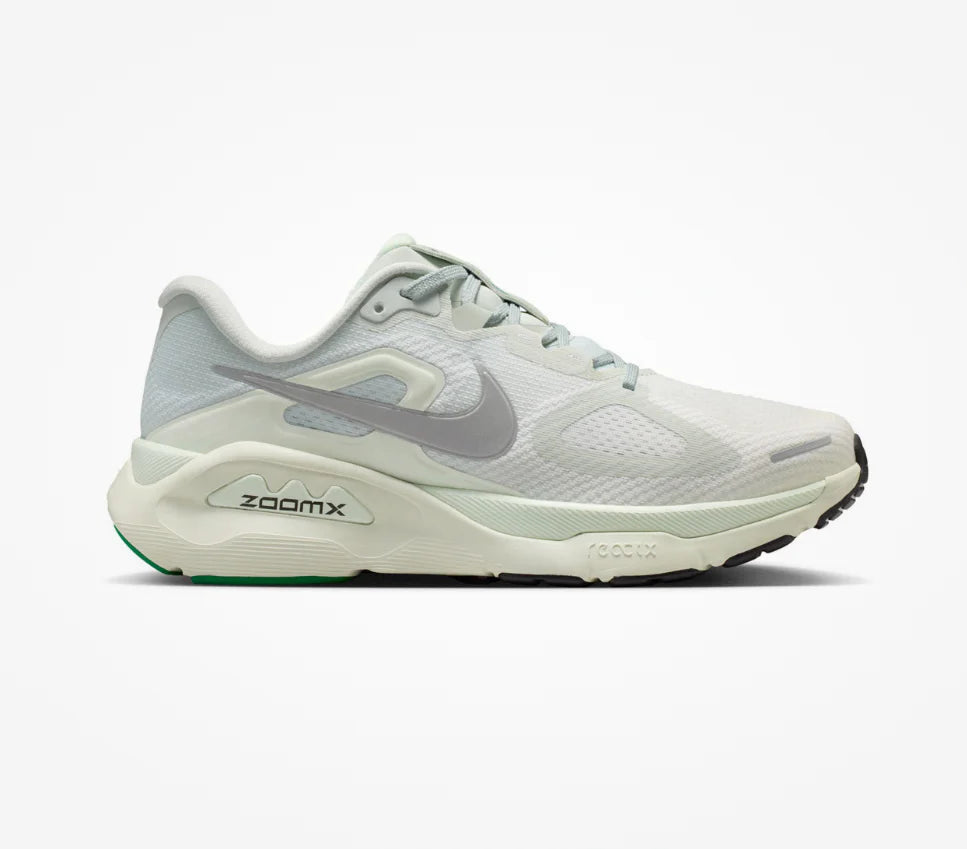 Womens Nike Structure Plus