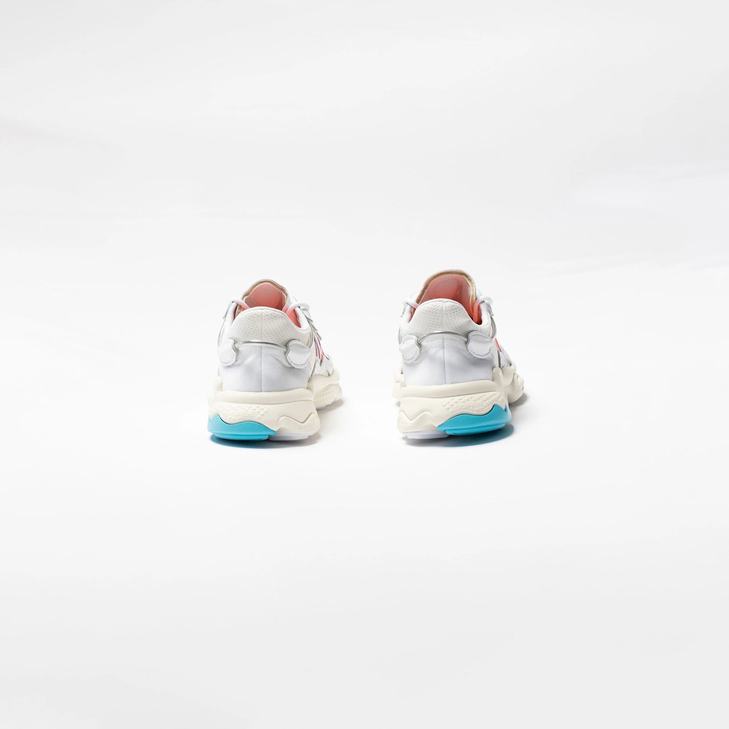 Ozweego W Womens Lifestyle Shoe White Signal Coral Blue Glow