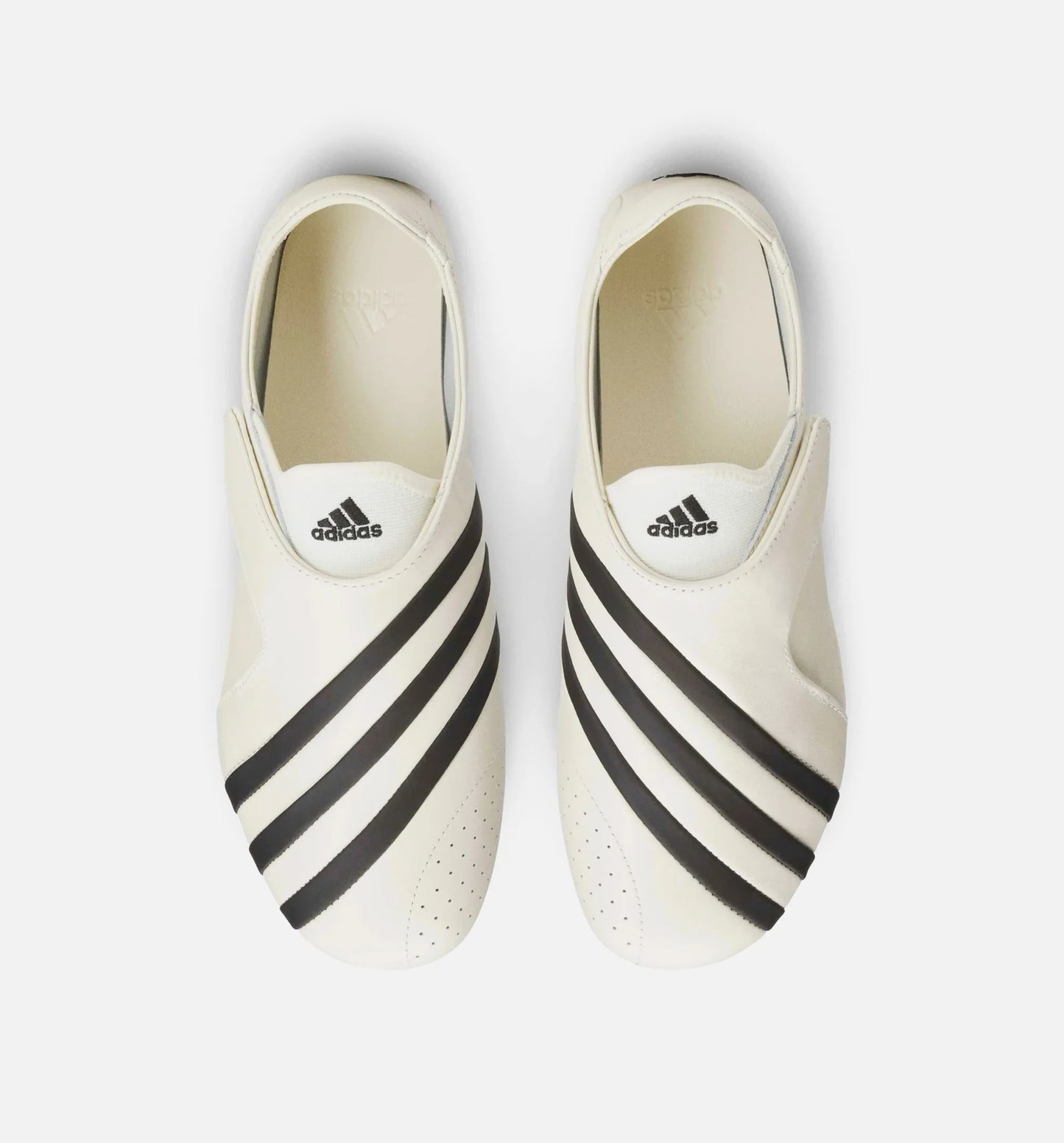 Pharrell Williams Yoga Vario Flat Earther Mens Lifestyle Shoe White Black