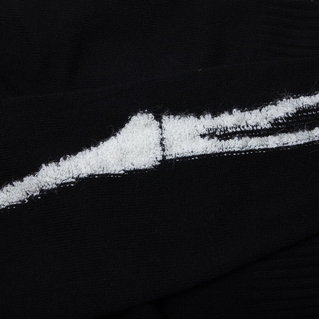 Skelly Knitted Sweater Black White