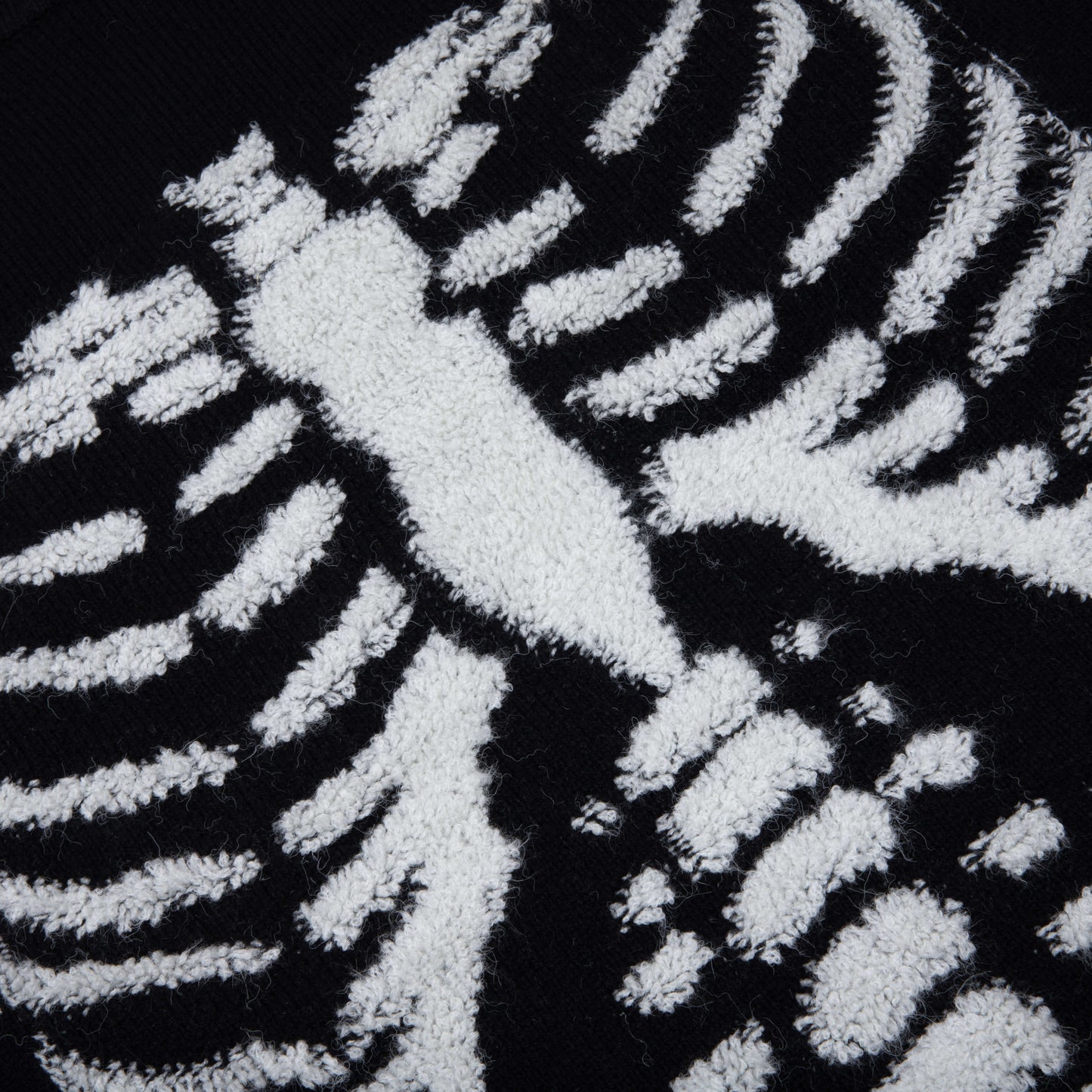Skelly Knitted Sweater Black White
