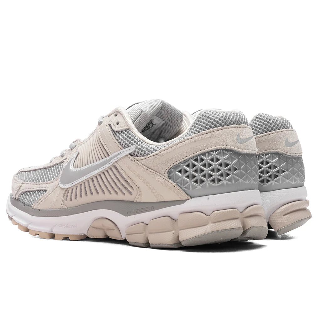 Zoom Vomero 5 Light Orewood Brown Light Smoke Grey White