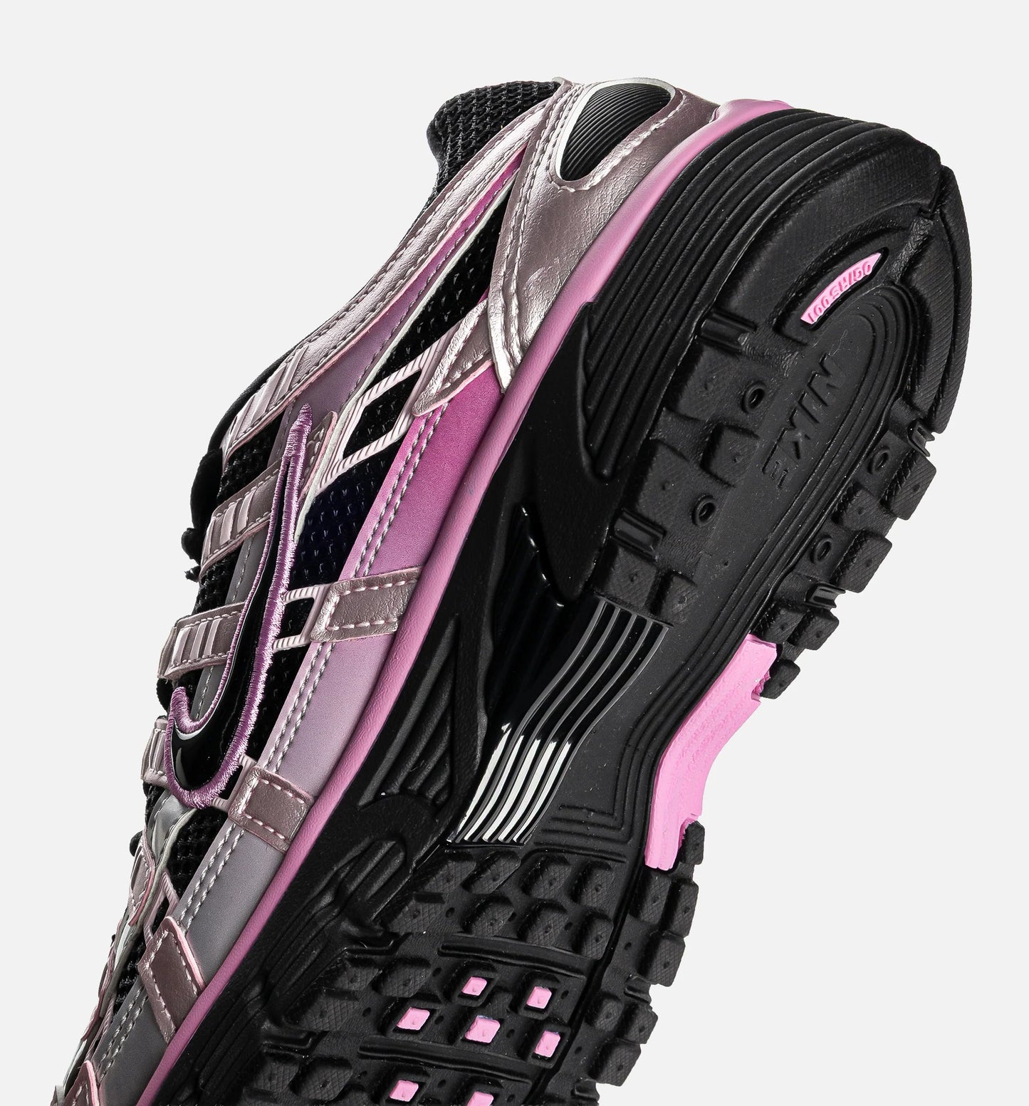 P 6000 Womens Lifestyle Shoe Black Pink Foam Light Magenta
