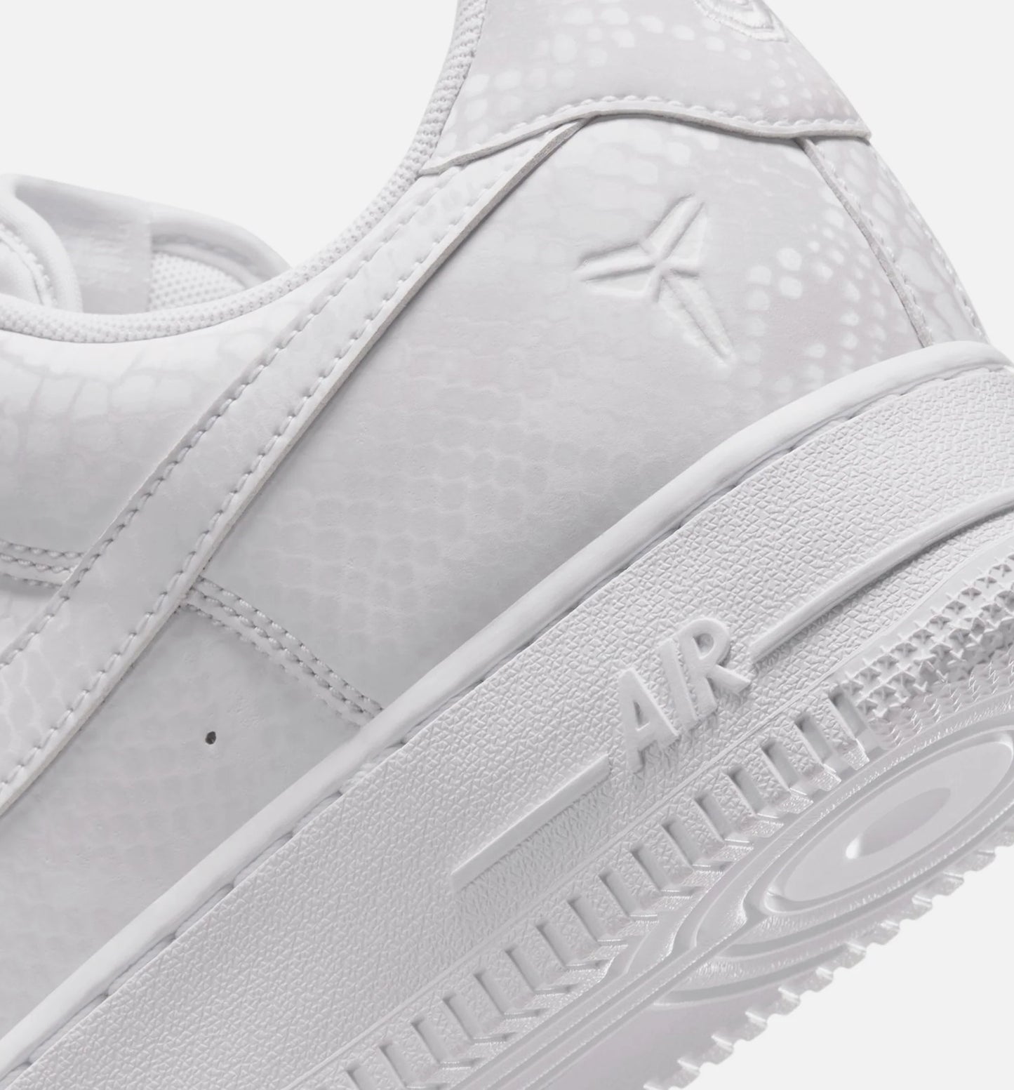 Kobe Bryant x Air Force 1 Mamba Mentality Mens Lifestyle Shoe White White