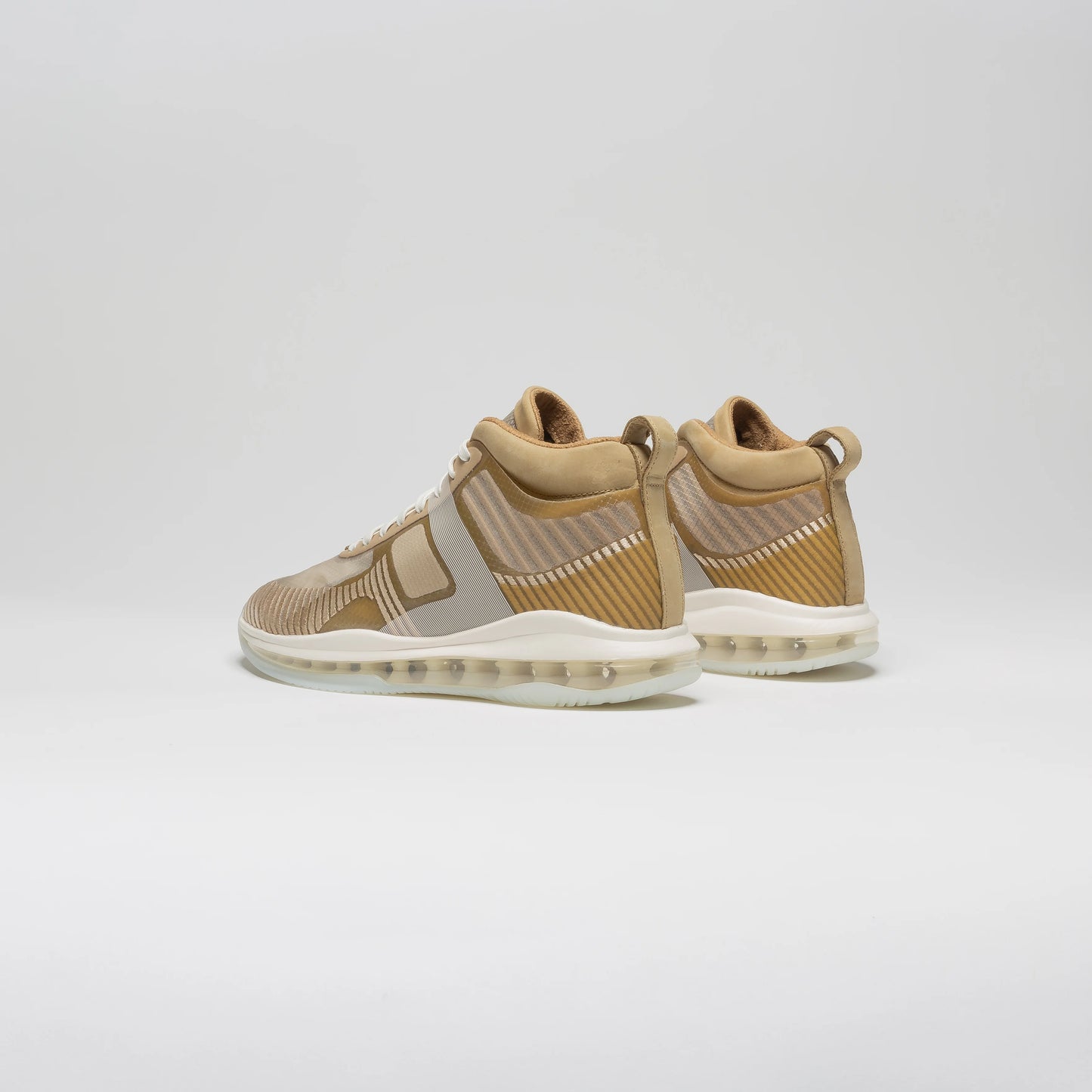 John Elliott X Nike Lebron Icon Mens Basketball Shoe Parachute Beige Desert Ore Sail Phantom