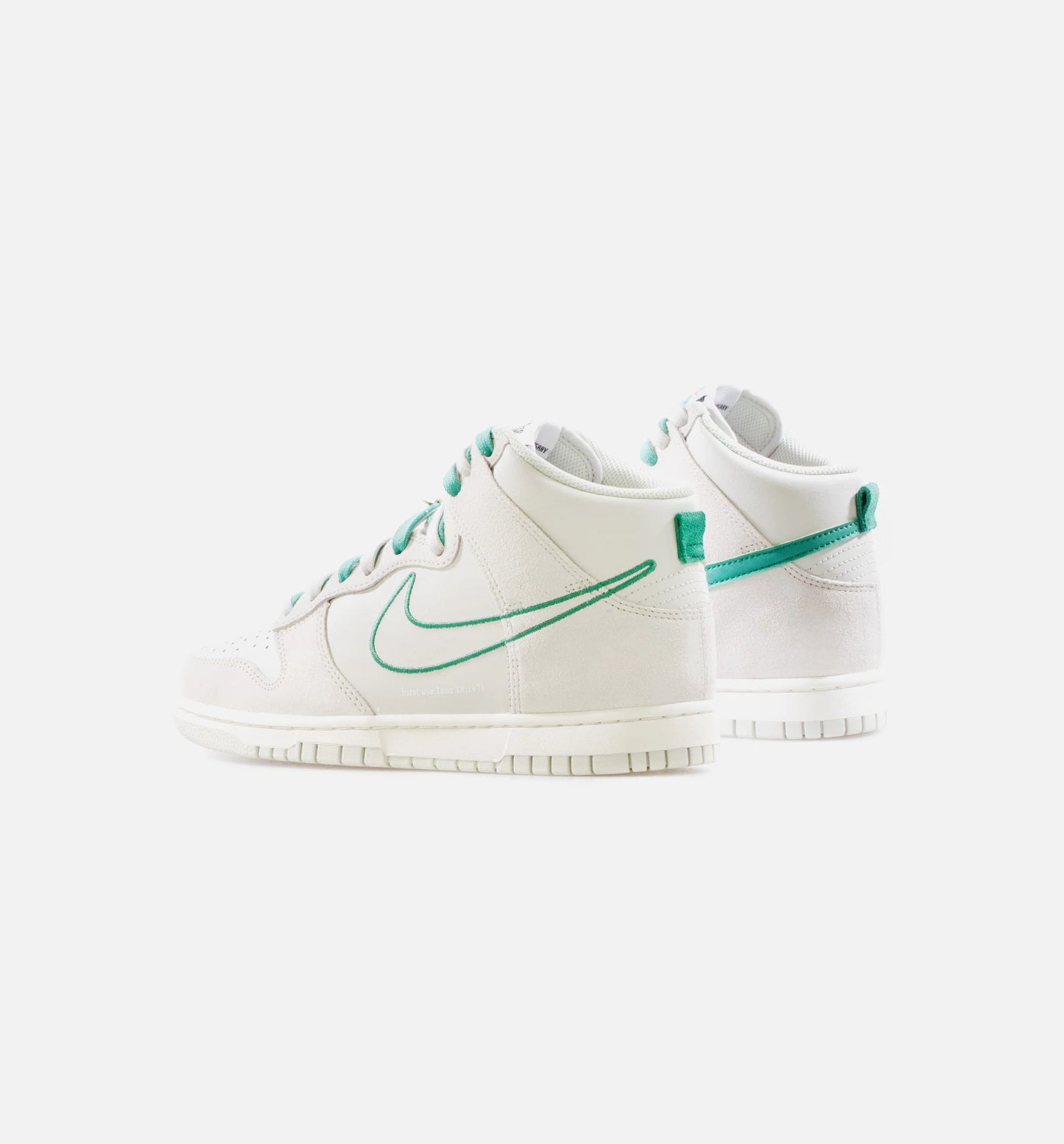 Dunk High SE First Use Mens Lifestyle Shoe Light Bone Green Noise Limit One Per Customer