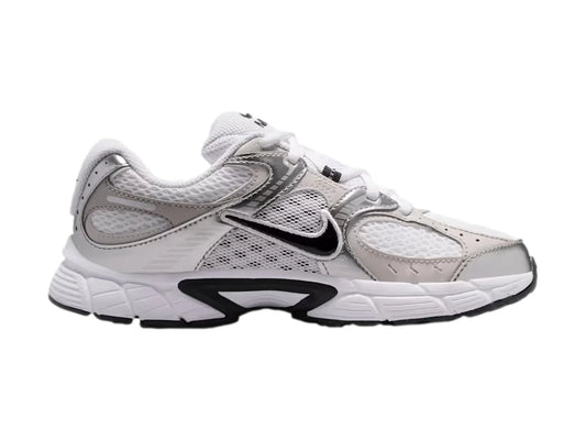 Tenis Nike V5 RNR Blanco y Gris para Niño